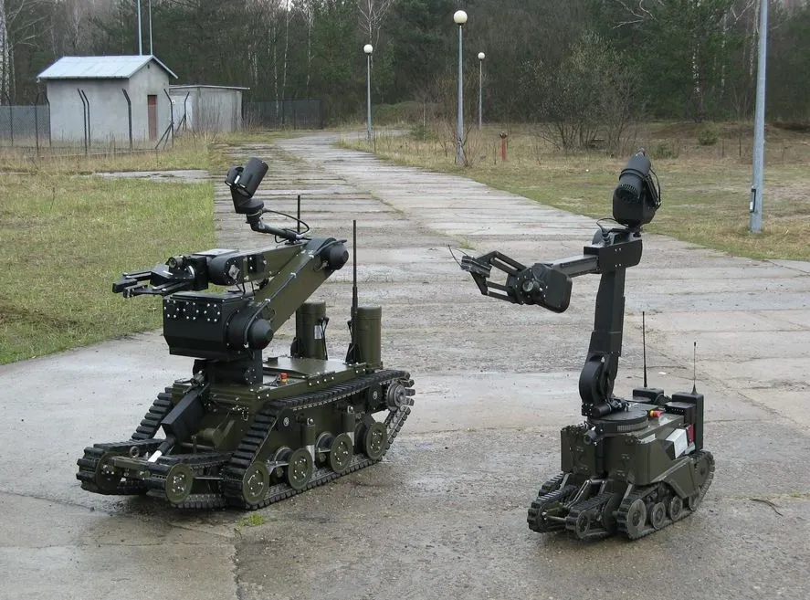 Noc Robotów. Dotknij przyszłości!