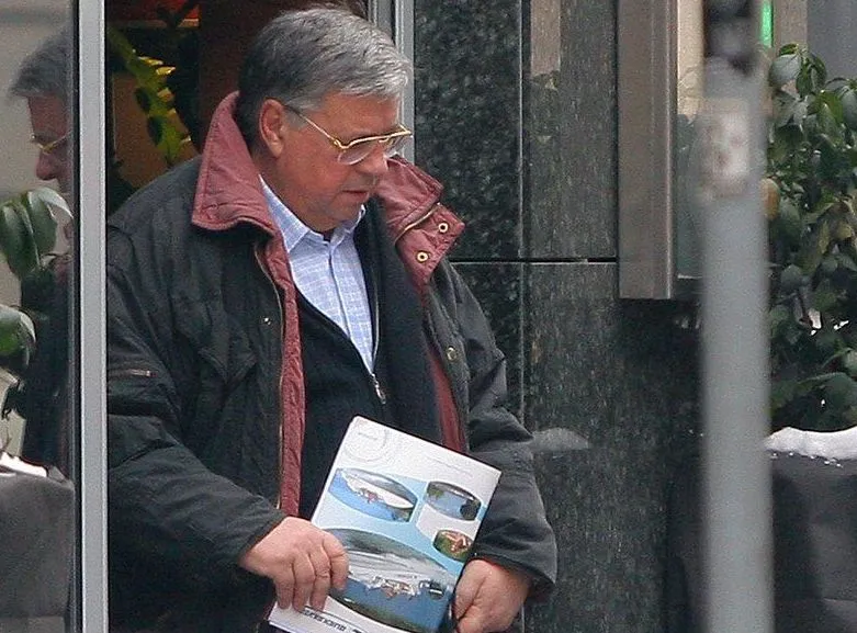 Rywin kupuje sobie luksusowy jacht?