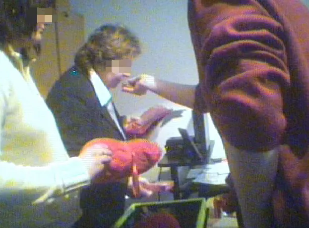 Zamiast pracować, wolą kupować