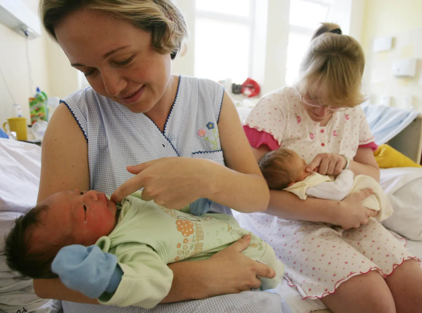 Warunki w jakich rodzą polskie kobiety, nie spełniają norm Światowej Organizacji Zdrowia