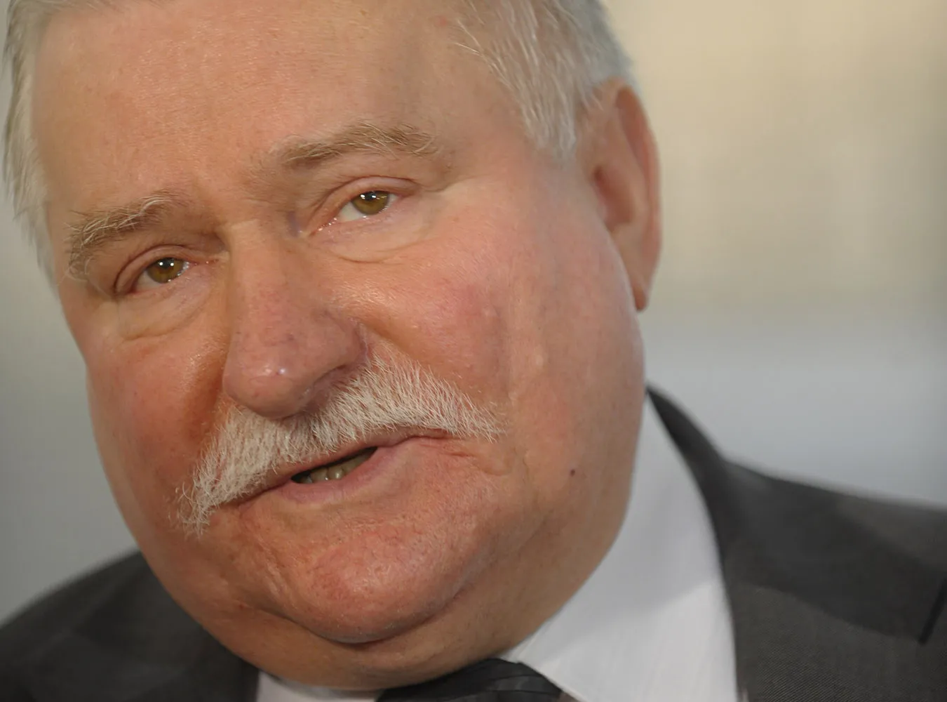Wałęsa o pomyśle Kaczyńskiego: Ohydna gra!