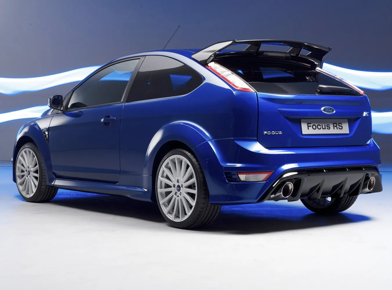01_focusrsblue_144977a_931900.jpg