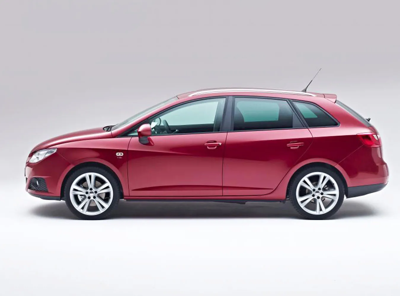 fr_seat_ibiza_4_272005a_496609.jpg