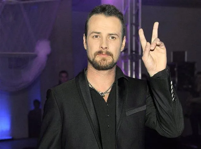 Małaszyński brzydzi się broni