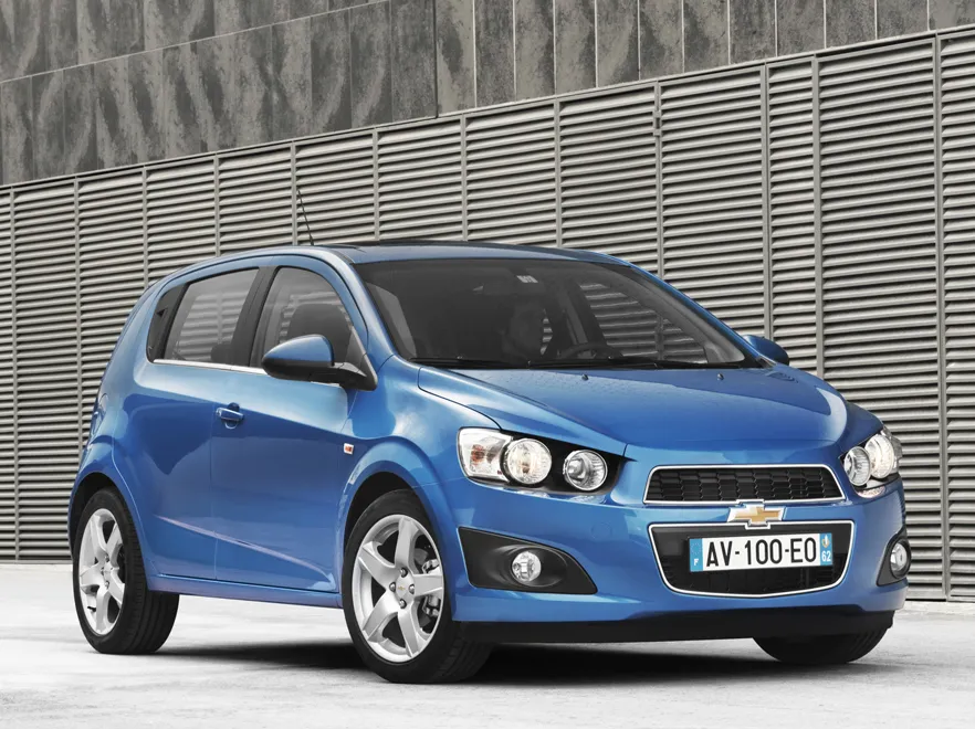 2177767-chevrolet-aveo-test-40.jpg