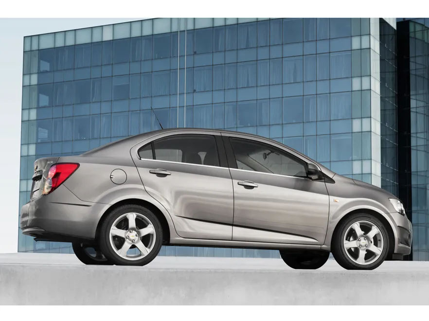 2177029-chevrolet-aveo-test-10.jpg