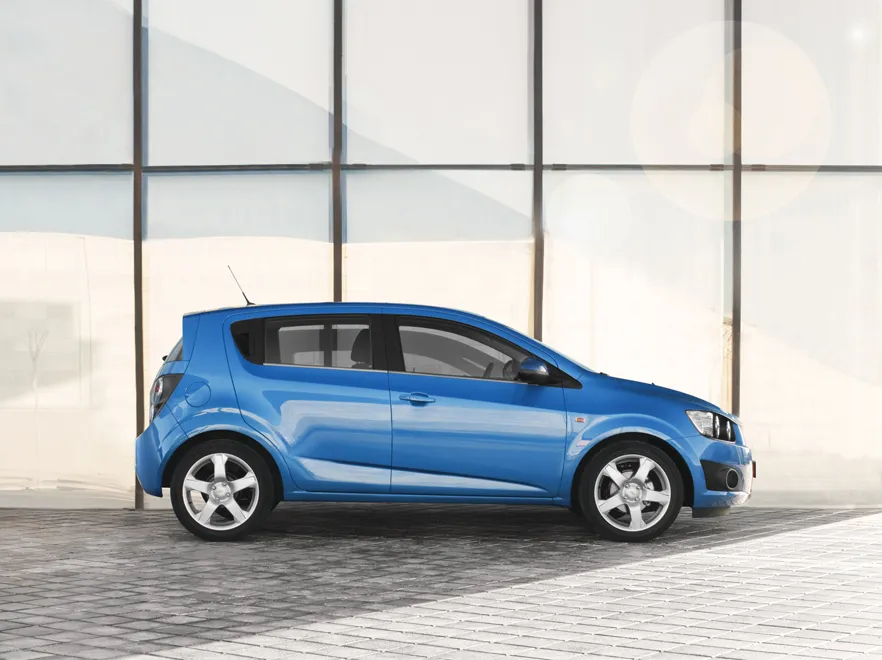 2177146-chevrolet-aveo-test-14.jpg