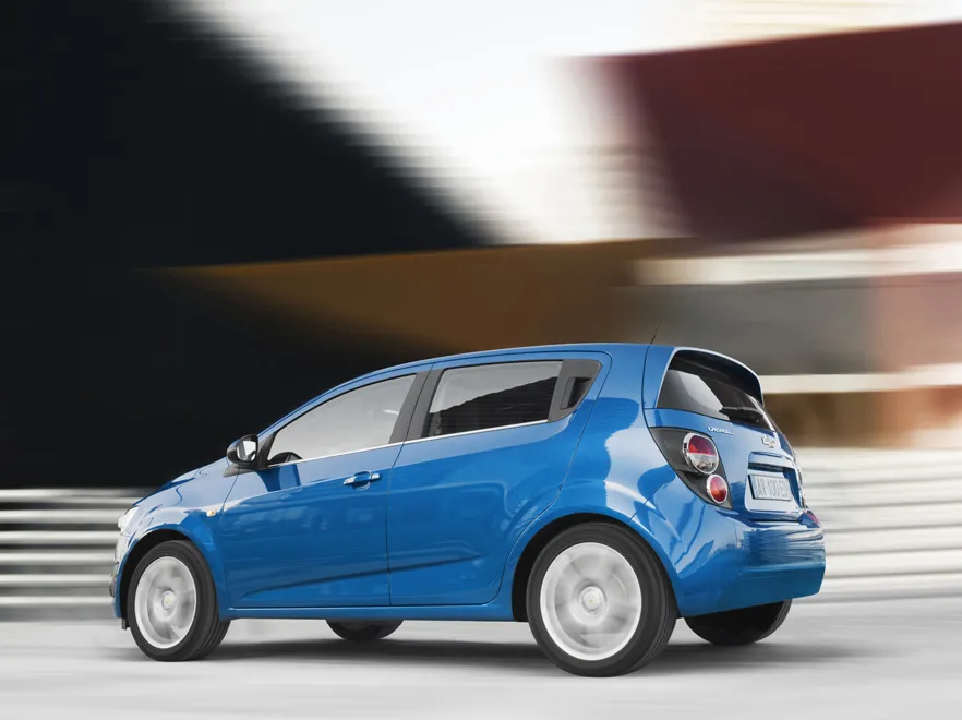 2177261-chevrolet-aveo-test-19.jpg