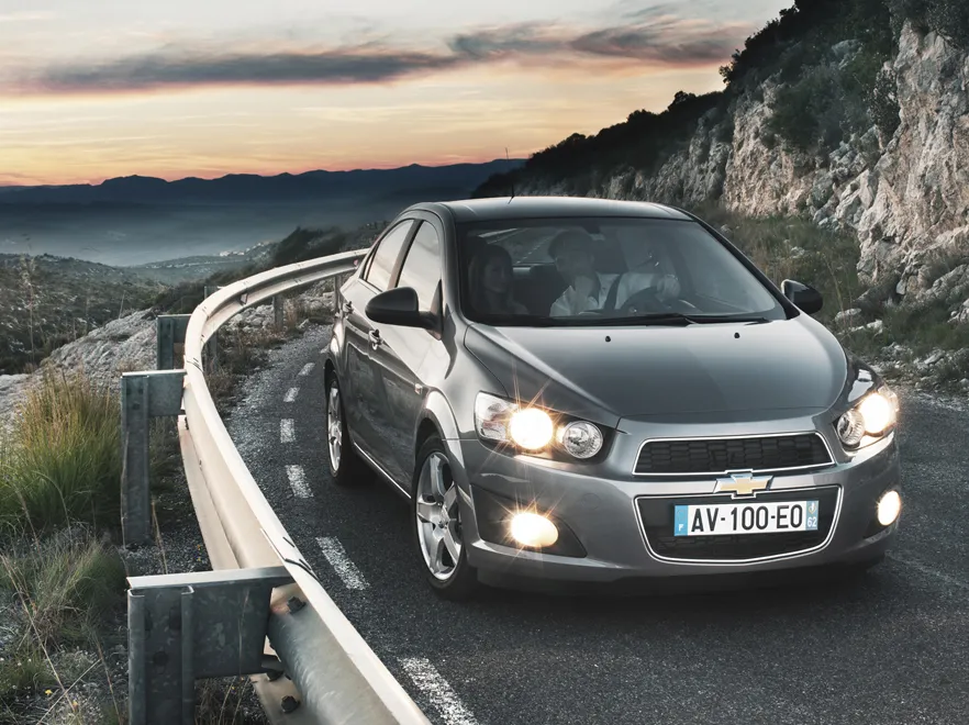 2177629-chevrolet-aveo-test-35.jpg