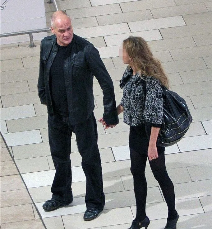 2528743-piotr-zelt-z-dziewczyna.jpg