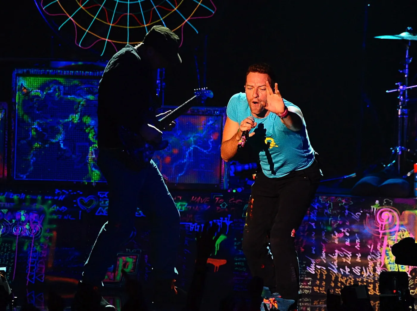 2699235-chris-martin-i-coldplay.jpg