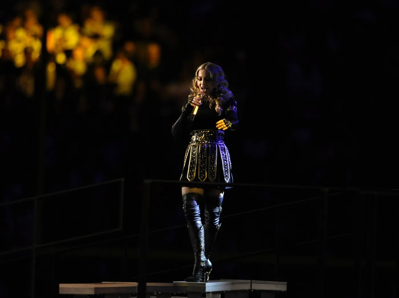 3054143-madonna-na-super-bowl.jpg