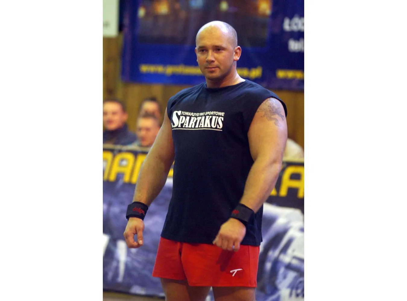 3283340-kamil-bazelak-strongman.jpg