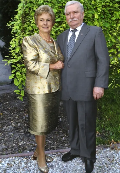 3409909-danuta-i-lech-walesowie.jpg