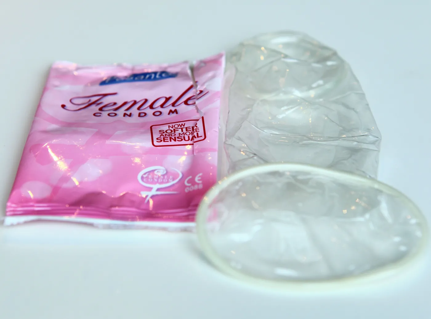 3428421-prezerwatywa-dla-kobiet.jpg