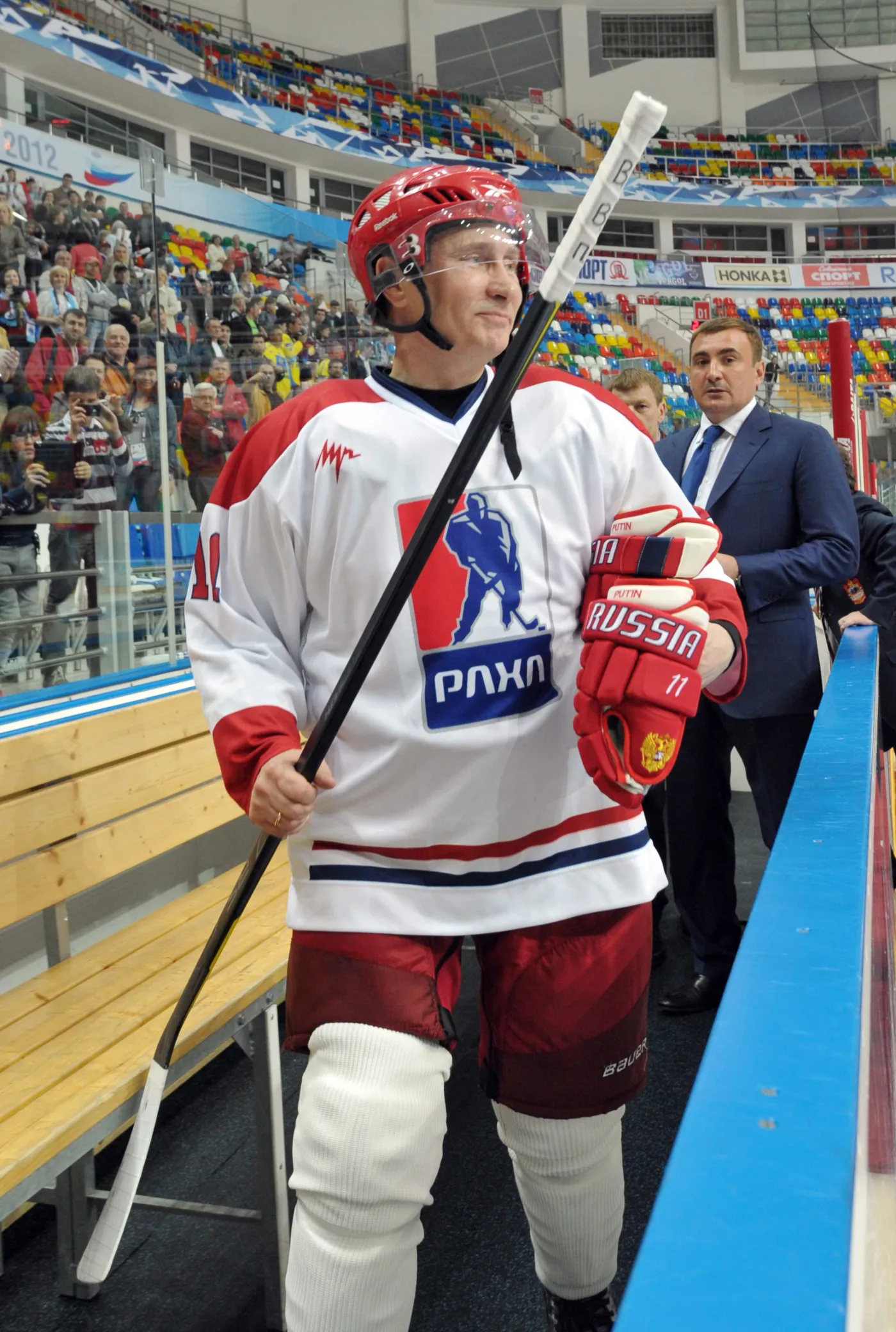 3464133-wladimir-putin-hokeista.jpg
