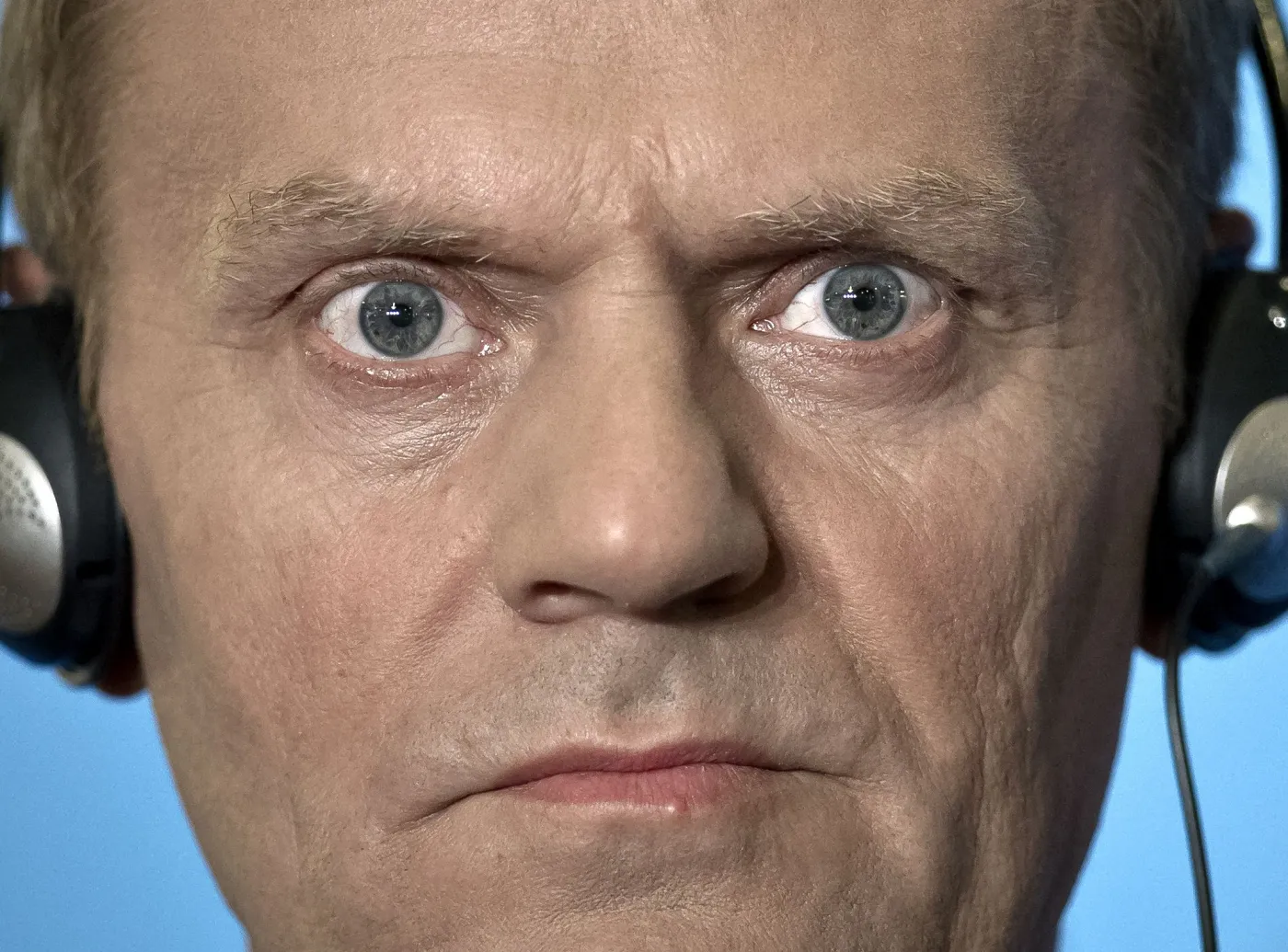 donald tusk słuchawki
