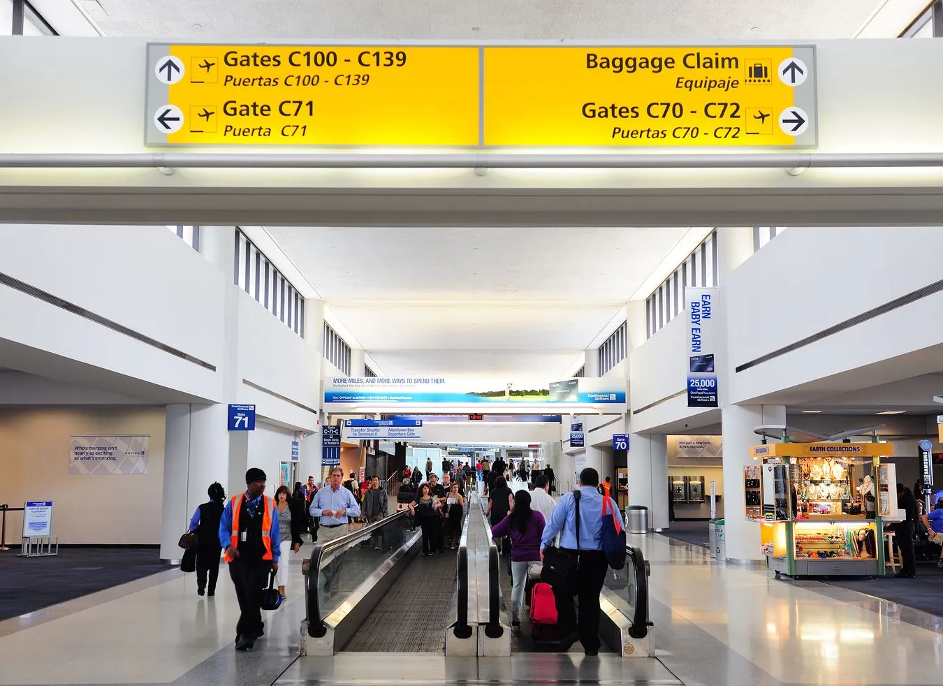 Z biurem polecisz tylko z metropolii? Przenoszą loty