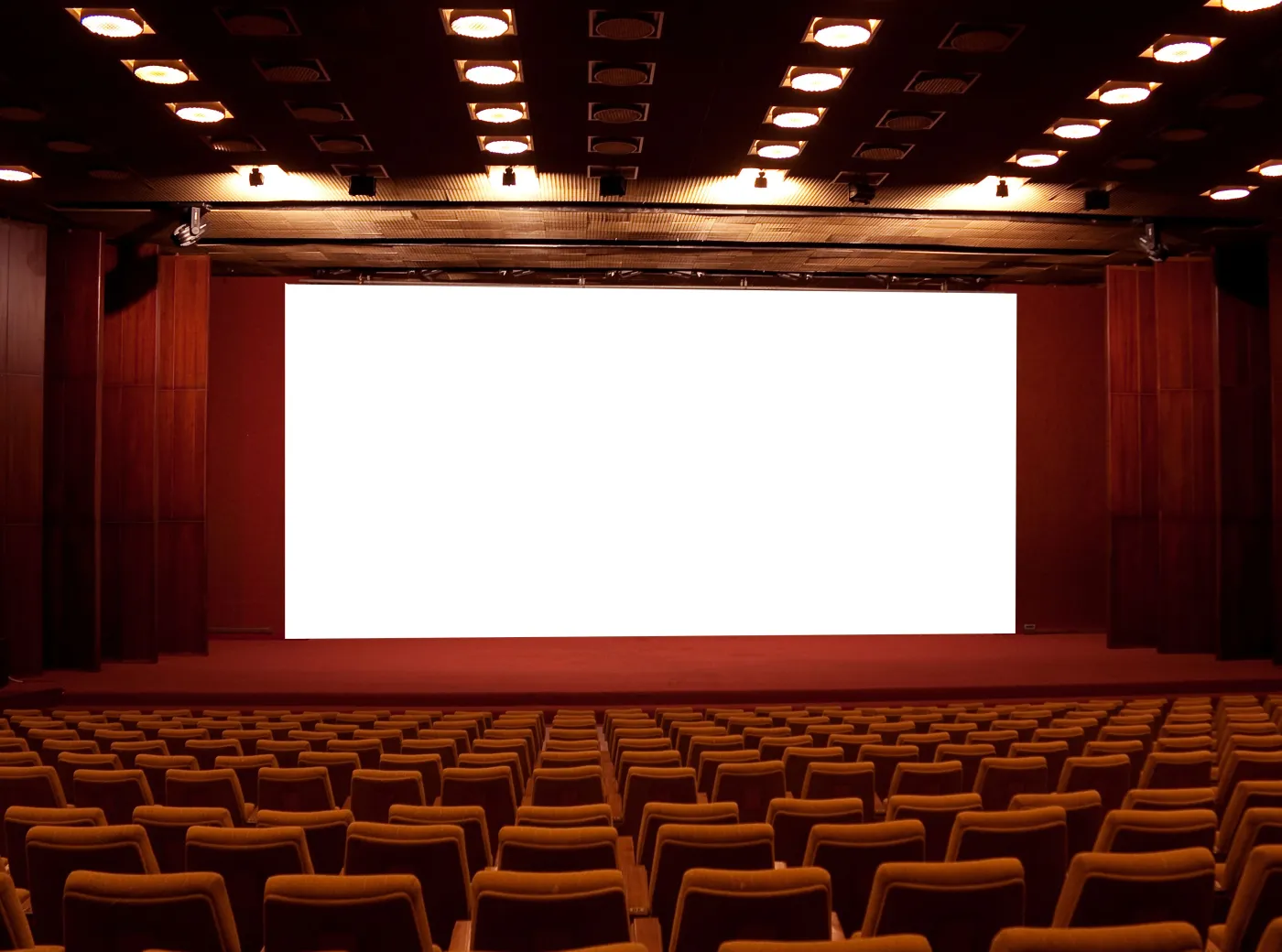 Tak oszukują właściciele kin. Przyspieszają film