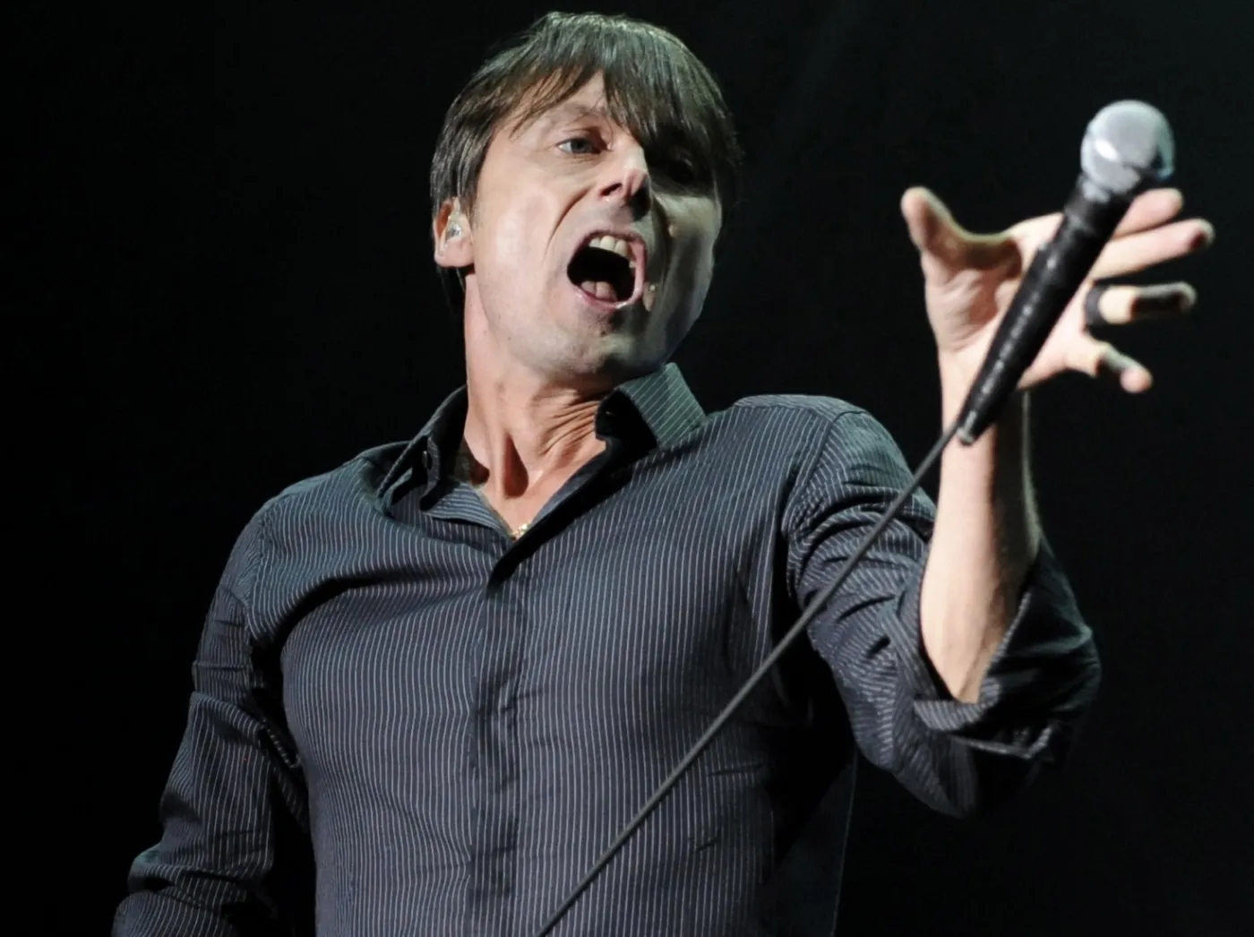 Suede zaczyna wszystko od początku