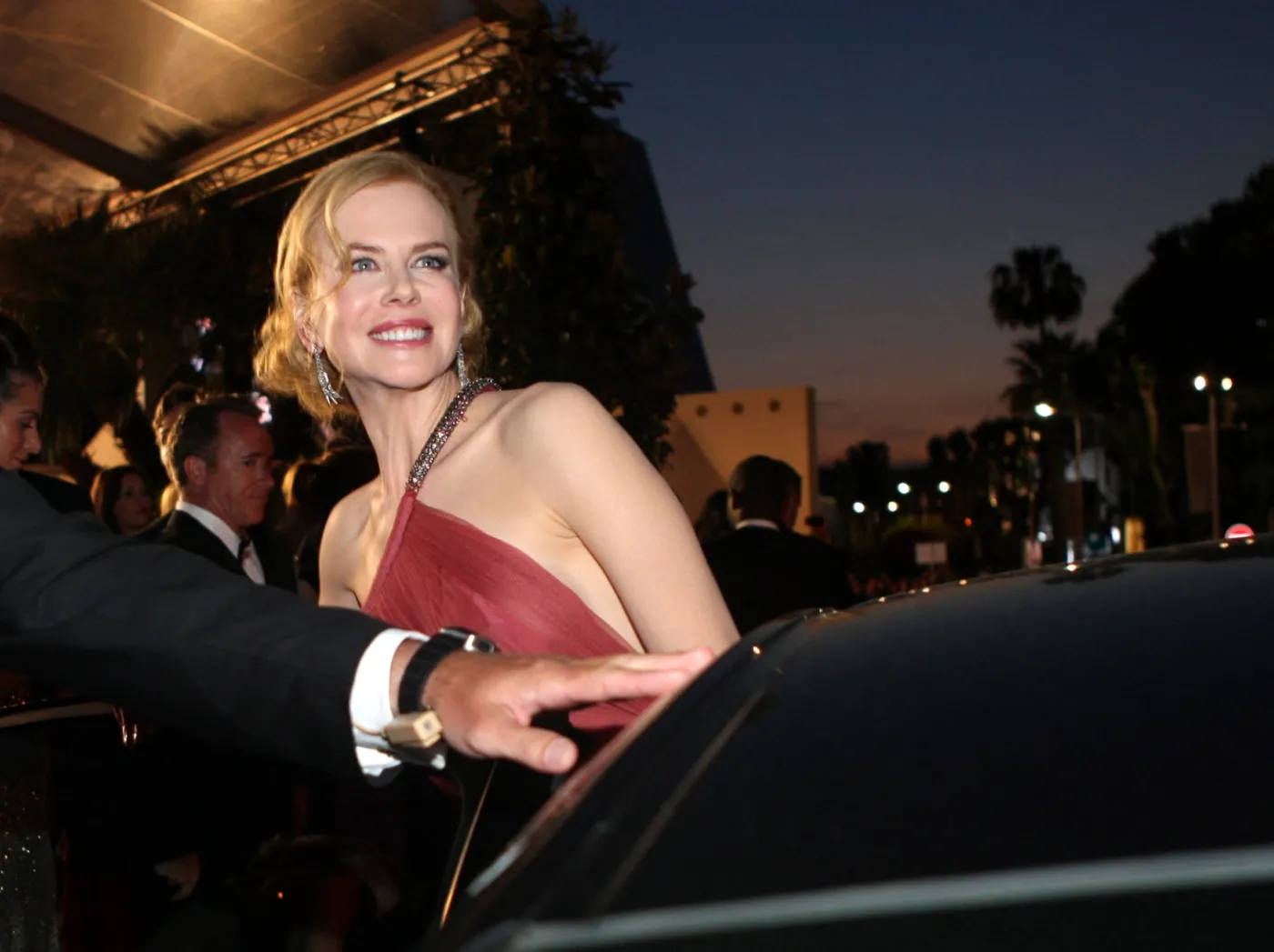 3567451-nicole-kidman-w-cannes.jpg