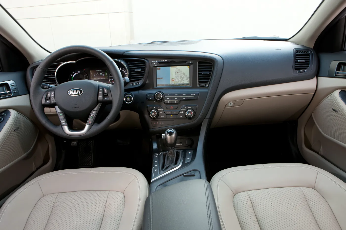 4104879-kia-optima-interior-02.jpg