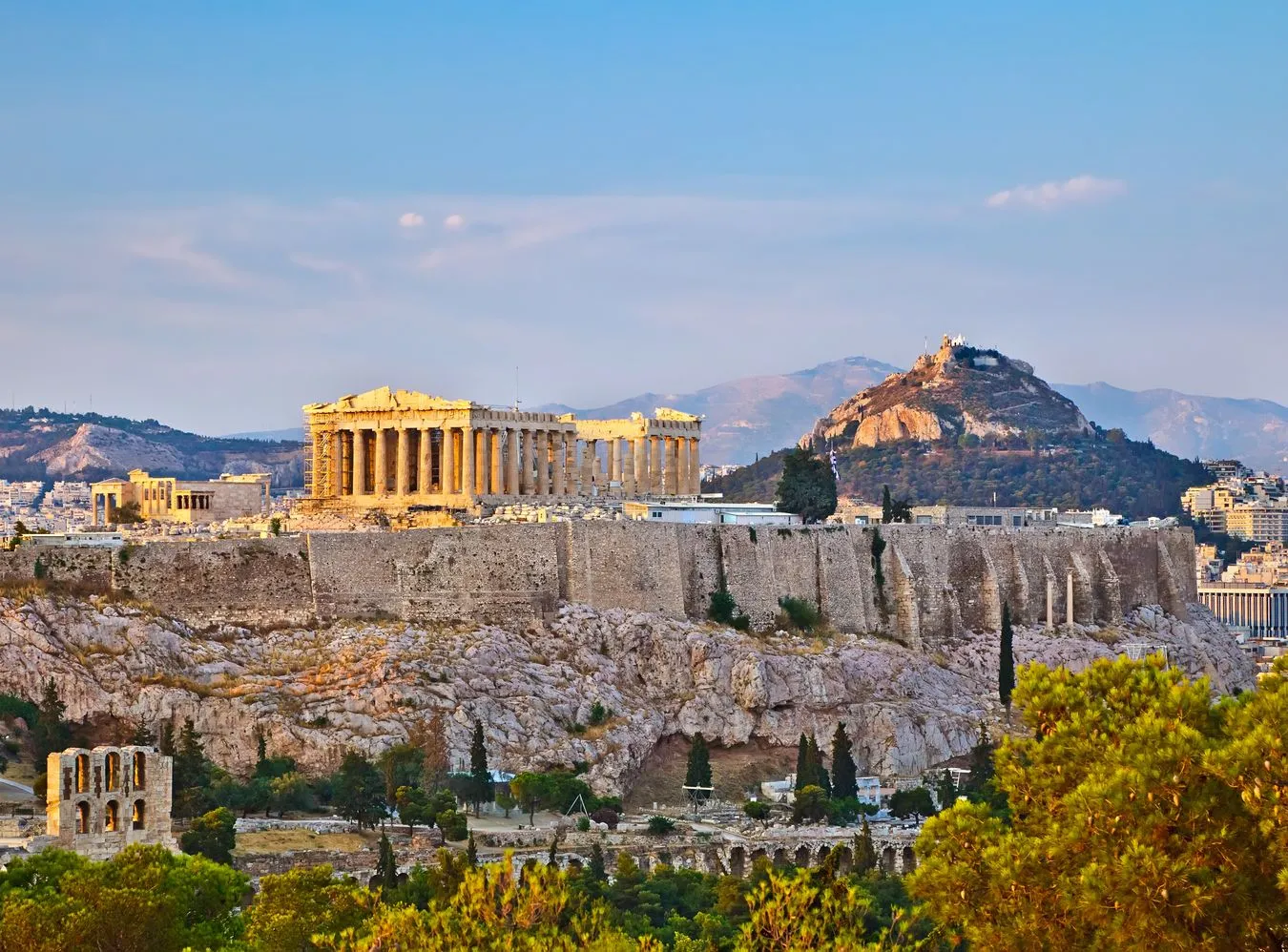 Francuzi w panice uciekają z Grecji