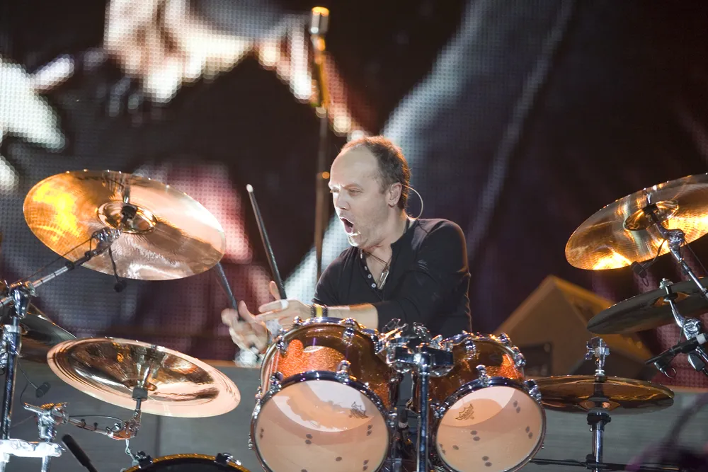 3713063-metallica-lars-ulrich.jpg