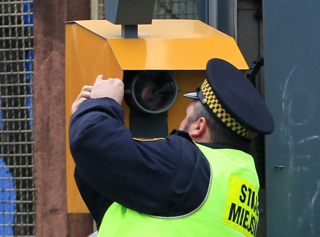 Prowokacja DGP. Jeden telefon do straży miejskiej i poseł nie płaci mandatu