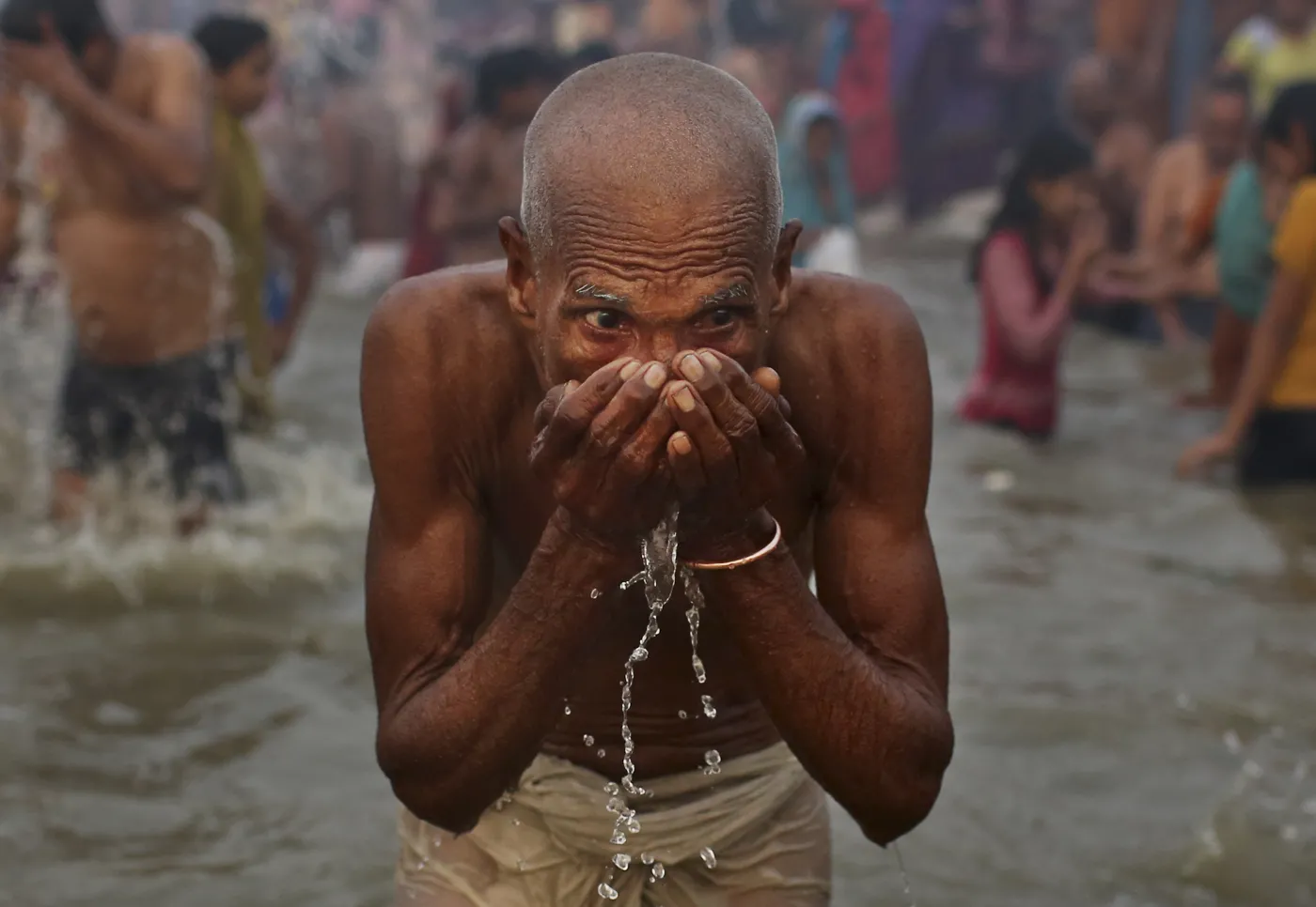 Święto Kumbh Mela. 100 milionów pielgrzymów odprawi rytualną kąpiel