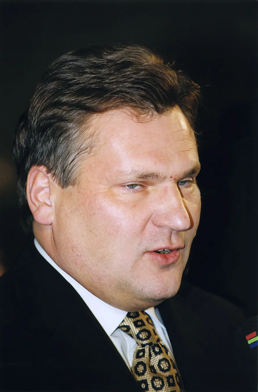 4534252-aleksander-kwasniewski.jpg