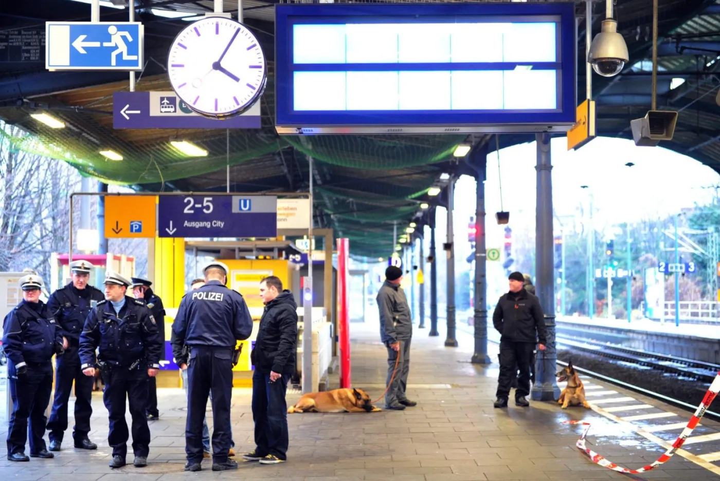 Bomba na dworcu w Bonn