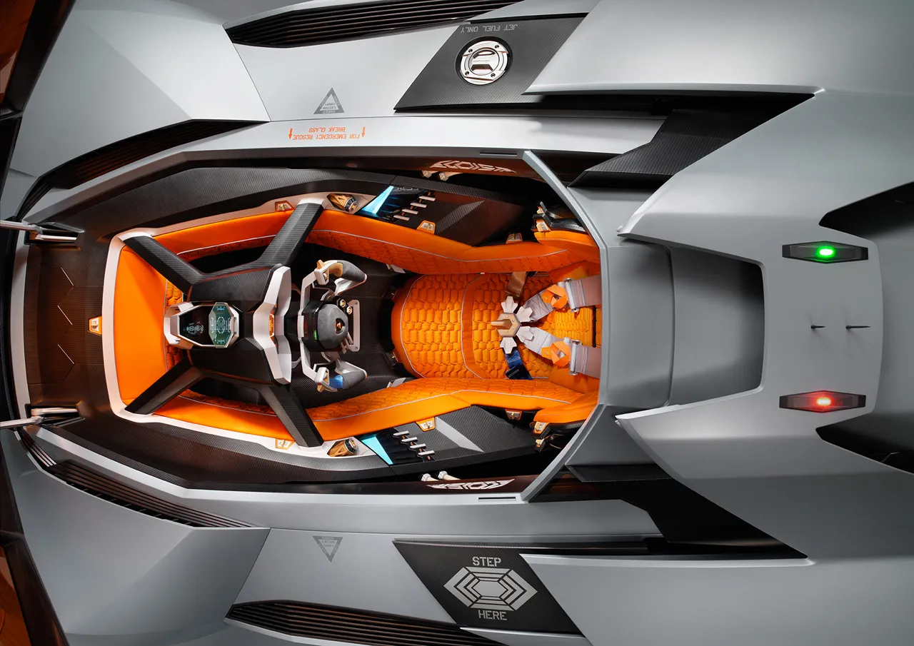 4957947-lamborghini-egoista-009.jpg