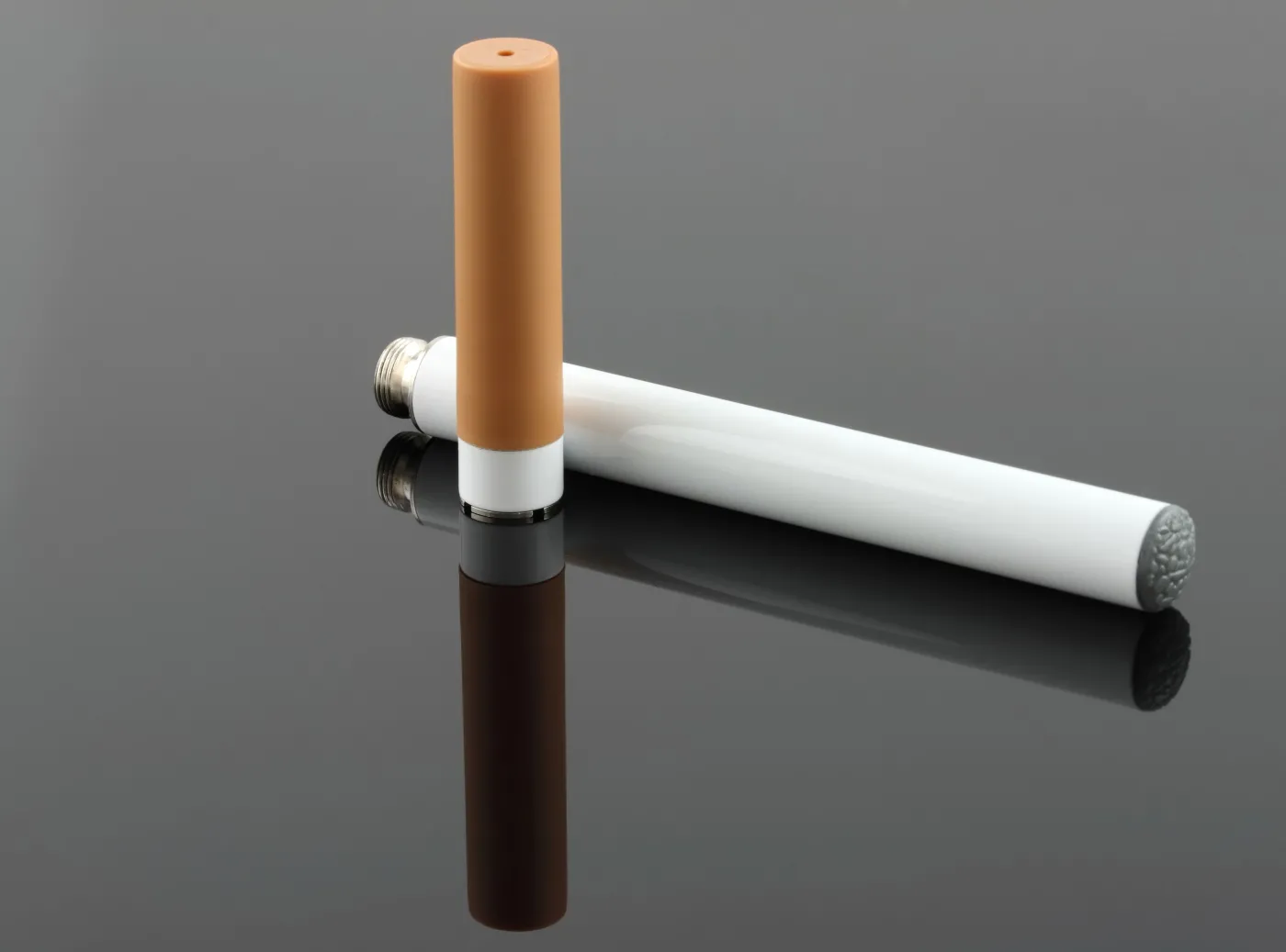 Uwaga! Nowoczesne papierosy groźniejsze niż tradycyjne