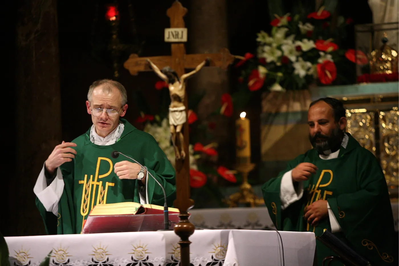 Zakon papieża ukarał niepokornego jezuitę. Ma zakaz wypowiedzi