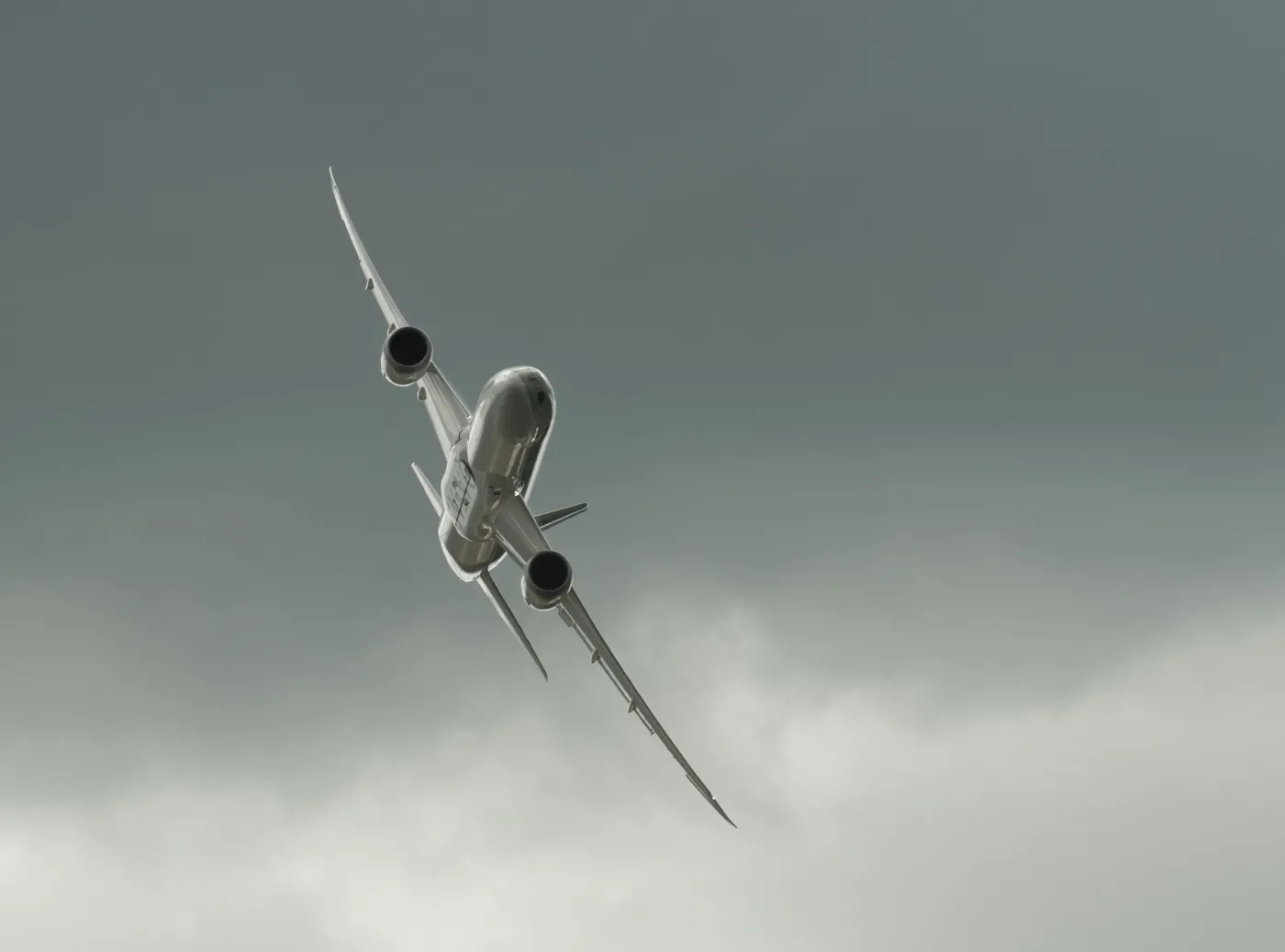 Linia lotnicza uziemia Dreamlinera. Ranni pasażerowie po awarii