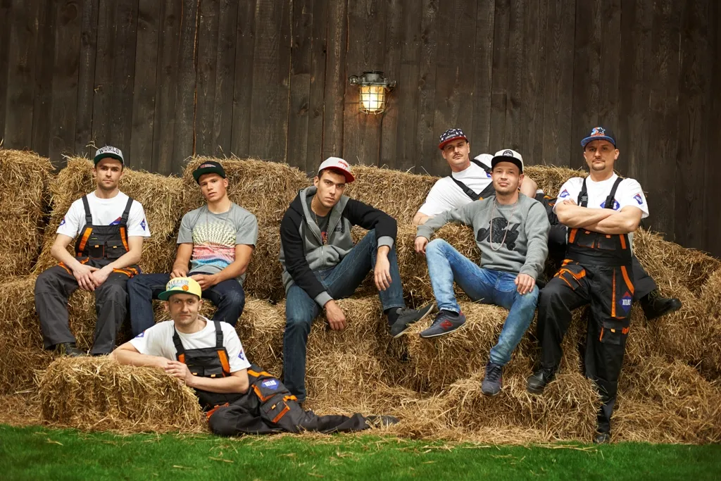 Jerzy Janowicz (w środku)