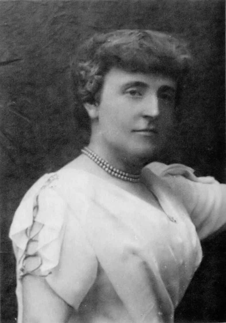 6193566-frances-hodgson-burnett.jpg