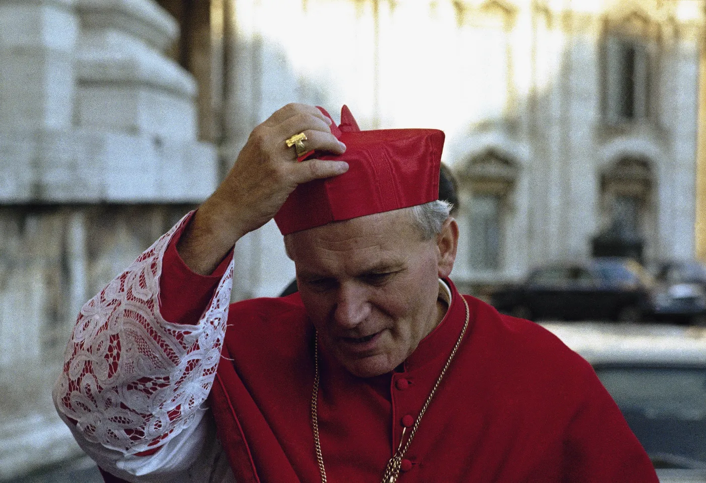 Wszystkie kobiety Karola Wojtyły. Skandalizująca książka już w Polsce