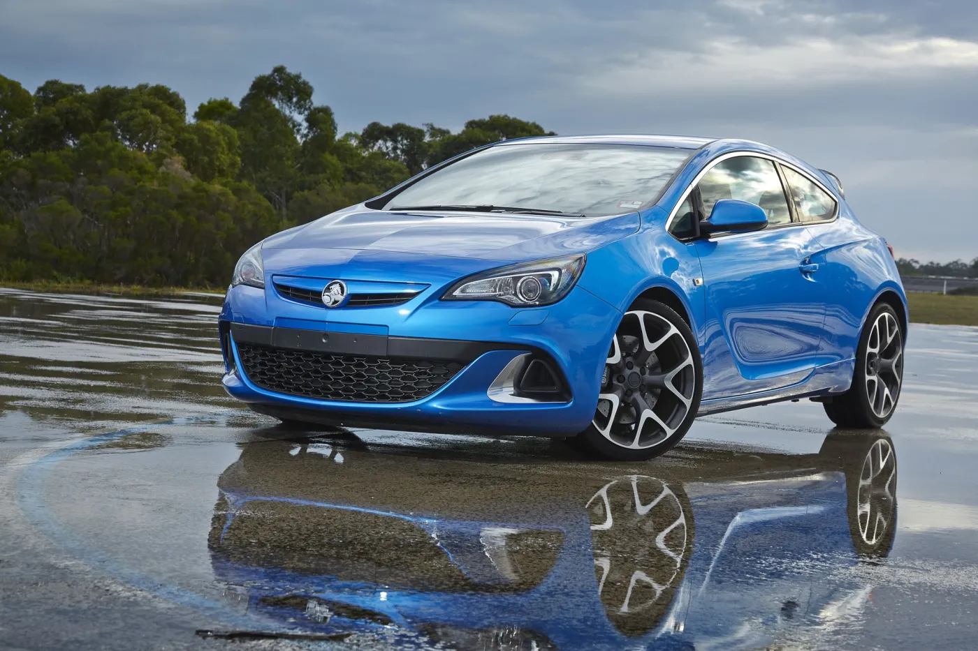 6278052-holden-astra-vxr-290264.jpg