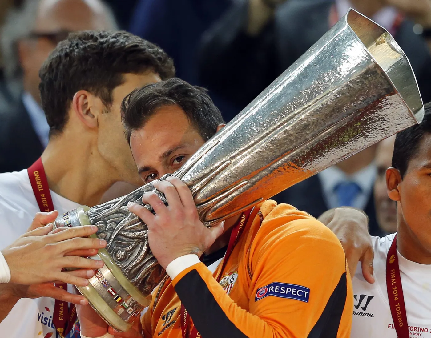 6287072-beto-bohaterem-finalu.jpg