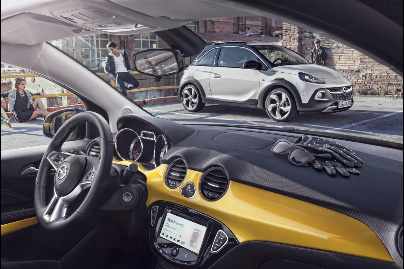 Nowość tylko z Niemiec! Opel adam rocks nie boi się dziur, a po maską NOWY napęd. ZDJĘCIA