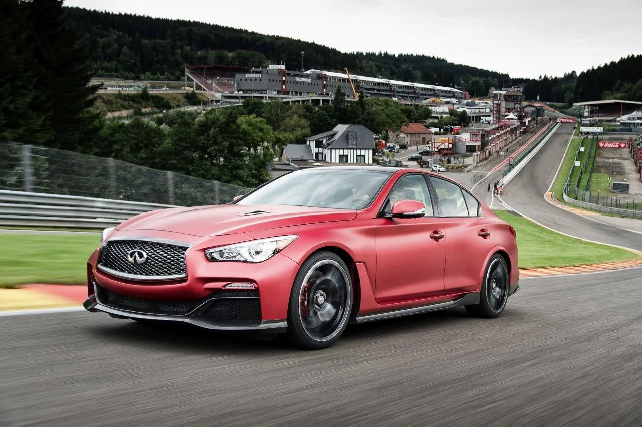 6702398-infiniti-q50-eau-rouge.jpg