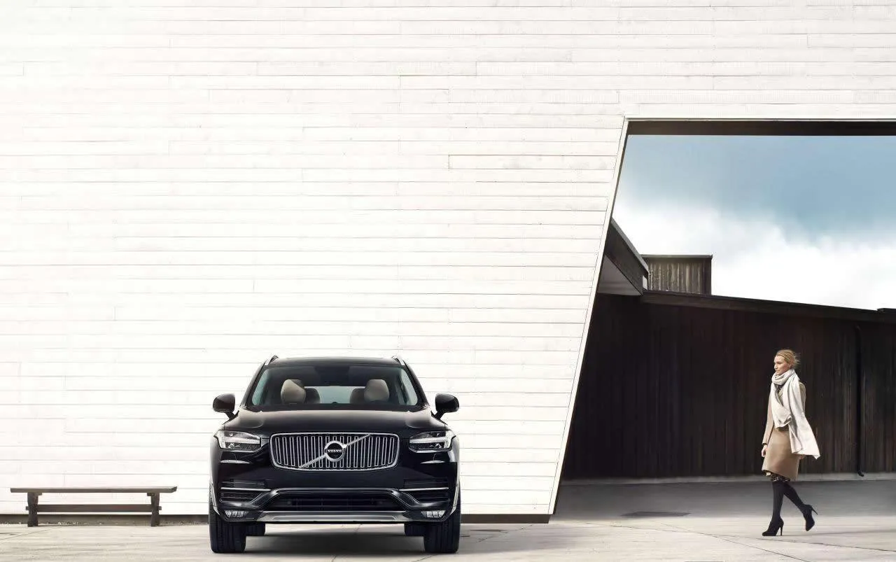 6719015-volvo-xc90-new-2016-15.jpg