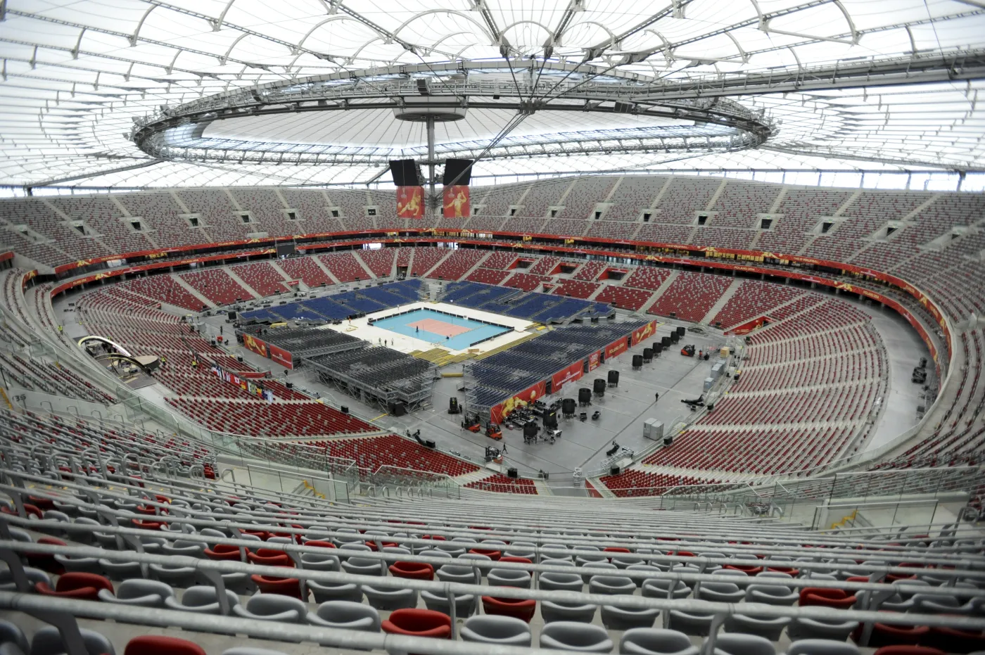 6729932-stadion-narodowy-gotowy.jpg