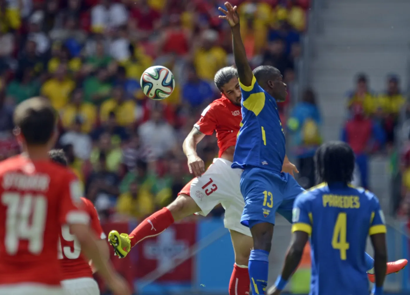 MŚ 2014: Szwajcaria "rzutem na taśmę" pokonała Ekwador