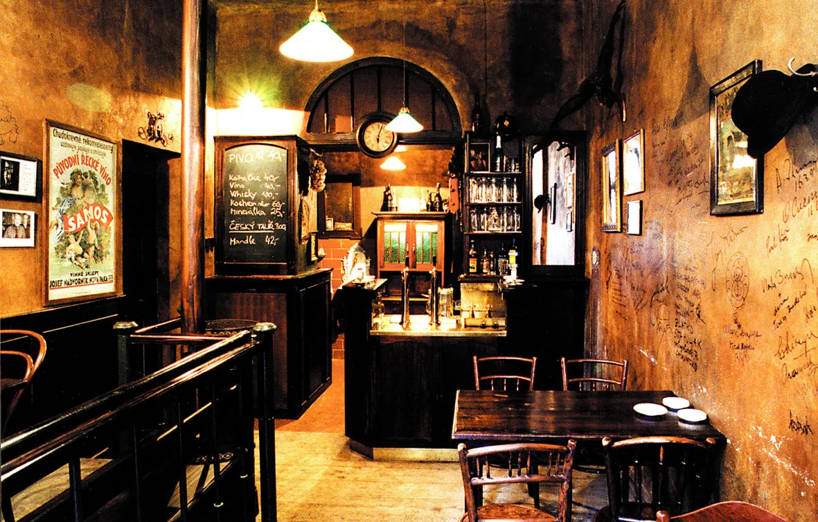 6498440-hospoda-u-kalicha-praga.jpg