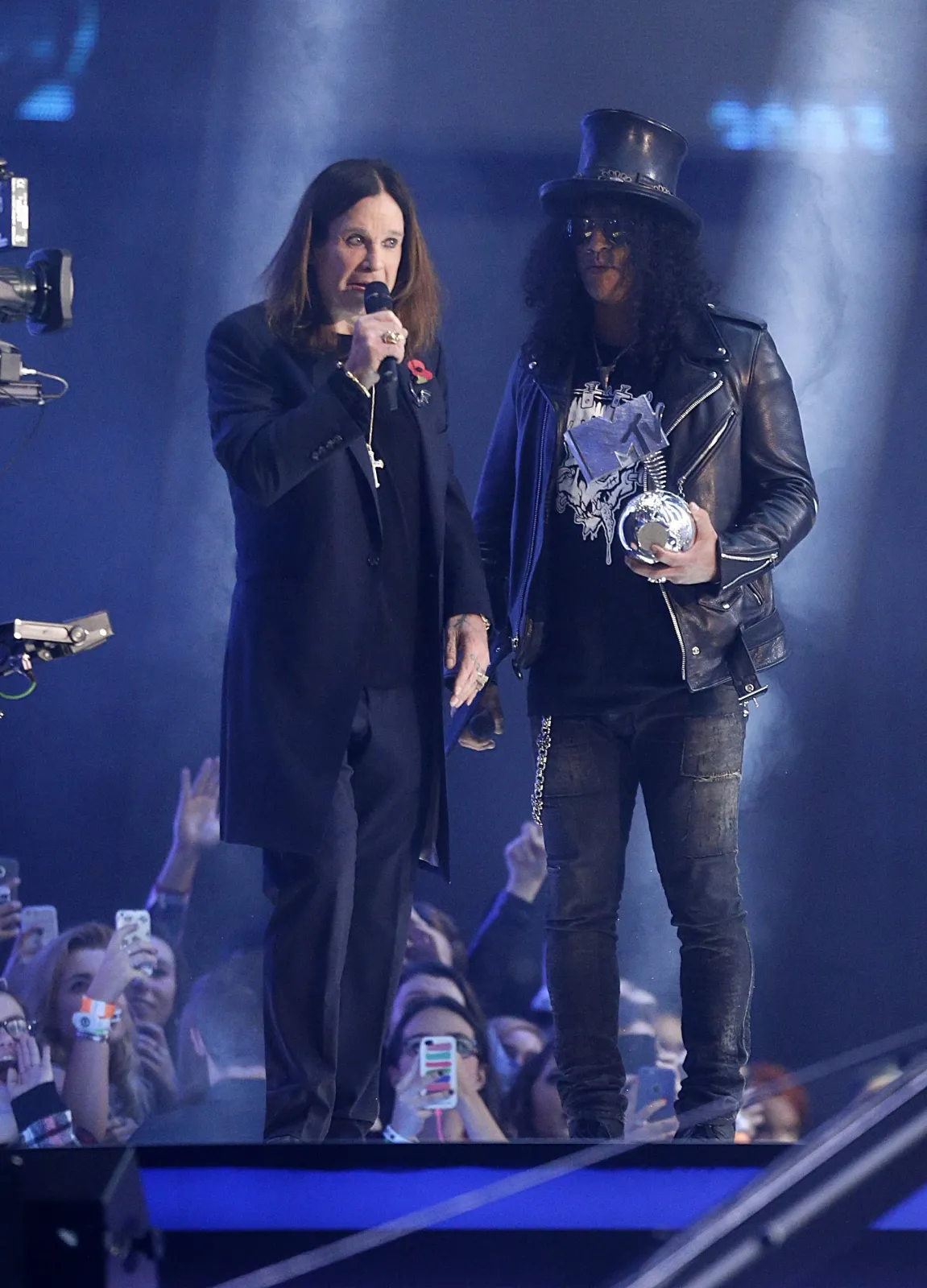 7046324-ozzy-osbourne-i-slash.jpg