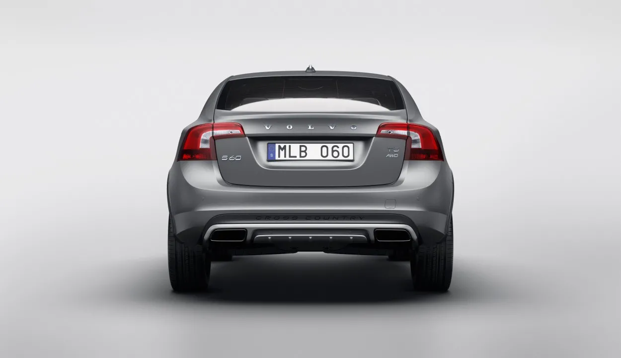 7275747-volvo-s60-cross-country.jpg