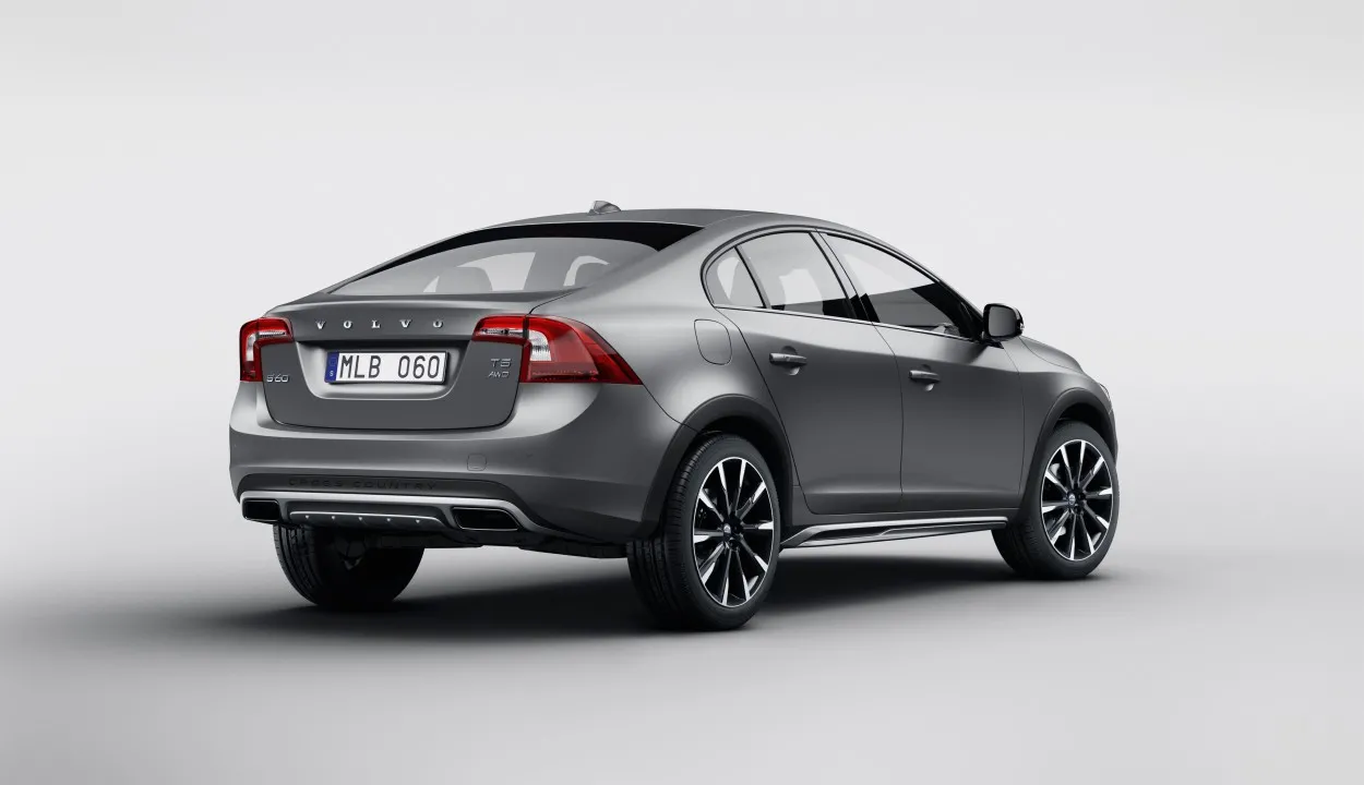 7275805-volvo-s60-cross-country.jpg